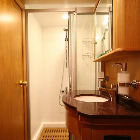 Bateau-hôtel Barbaros Yachting Luxury Private Gulet 5 Cabins Bodrum