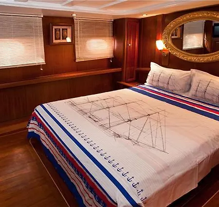 Barbaros Yachting Luxury Private Gulet 5 Cabins Bateau-hôtel Bodrum